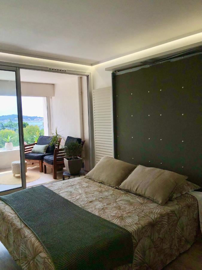 Charme & Calme-Tamaris- Studio Vue Mer - Piscine - Le Petit Olivier Sur Mer ラ・セーヌ・シュル・メール エクステリア 写真